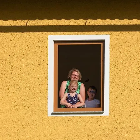 Brunner - Im Hühnerhotel