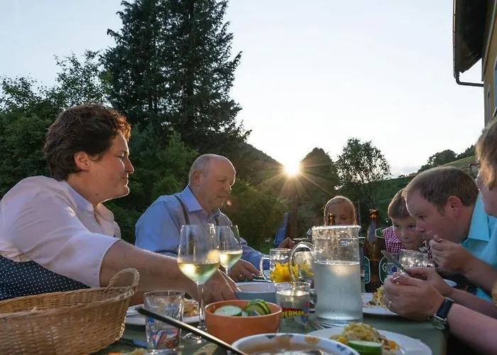 Brunner - Im Hühnerhotel